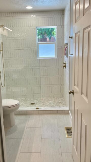 It’s all about the details 🕊️✨ 

#boisetilecontractor #boisetile #tile #boise #boiseconstruction #boiseremodel #tiledesign #boisebathroomremodel #boisetileinstaller