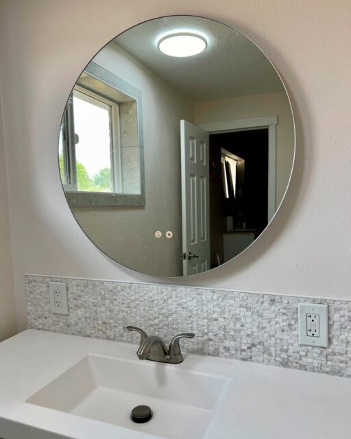 Details! 

#boisetile #boiseidaho #tile #tiledesign #boiseconstruction #kitchendesign #zellige #bathroom #boisetilecontractor #homedesign #bathroomremodel #boisebathroomremodel